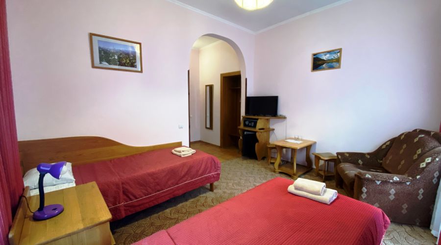 Стандарт 2 местный с балконом 