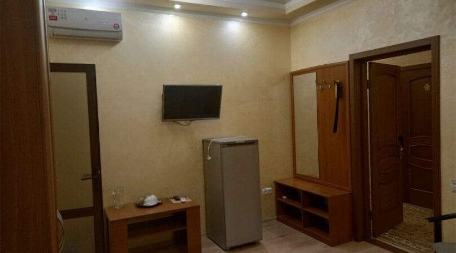 Эконом Бюджет 2-местный 1-комнатный (одна двуспальная кровать)