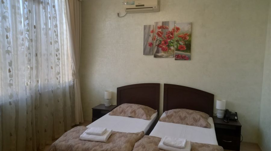 Стандартный 2-местный 1-комнатный (две односпальные кровати)