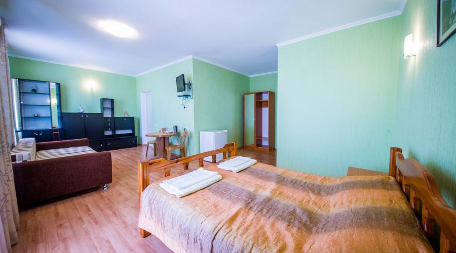 Семейный 4-местный