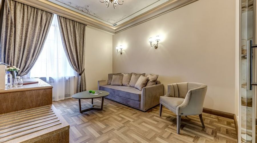 Люкс 2-местный 2-комнатный с джакузи