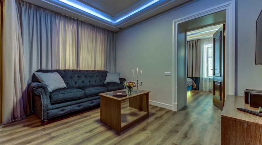 Люкс 2-местный 2-комнатный с джакузи