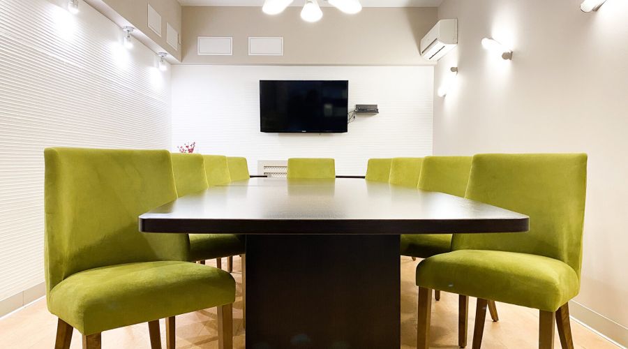 Комната переговоров