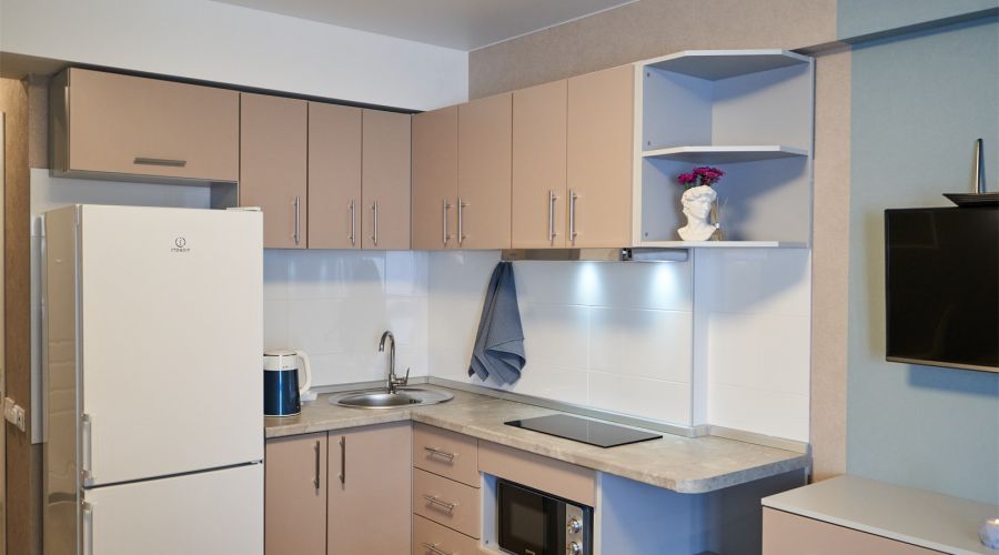 Апартаменты Standard Плюс 2-местный 1-комнатный (вид на море и внутренний двор)