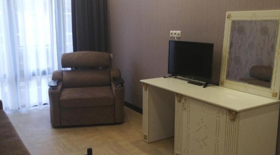 Люкс 5-местный 2-комн с кухней