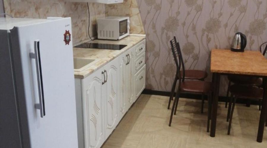 Люкс 5-местный 2-комн с кухней