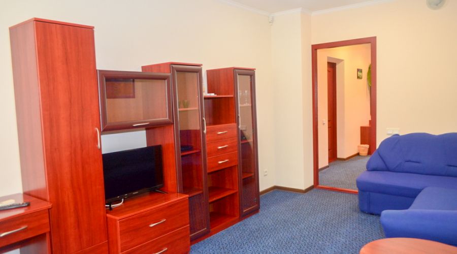 Люкс 3-местный 2-комнатный