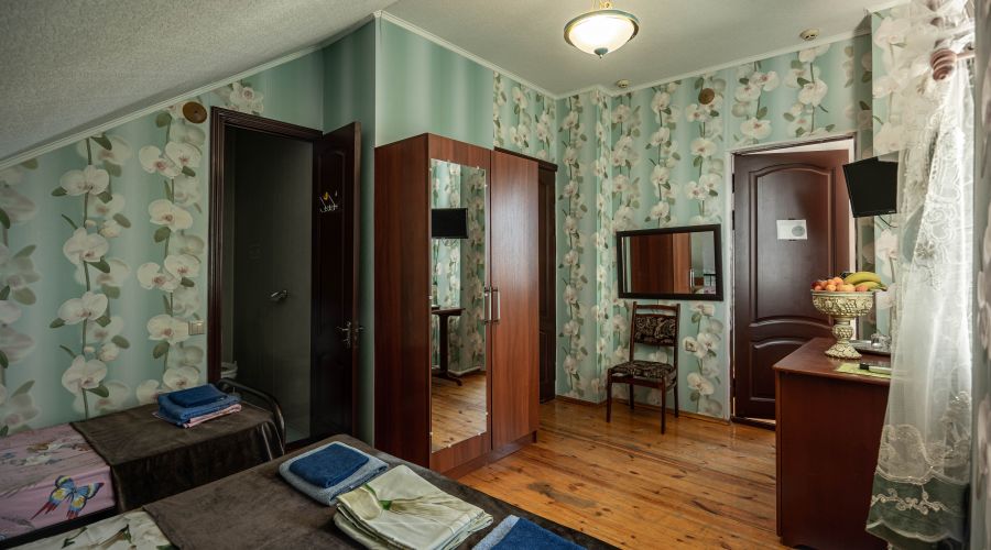 Мансарда Мансарда 3-местный