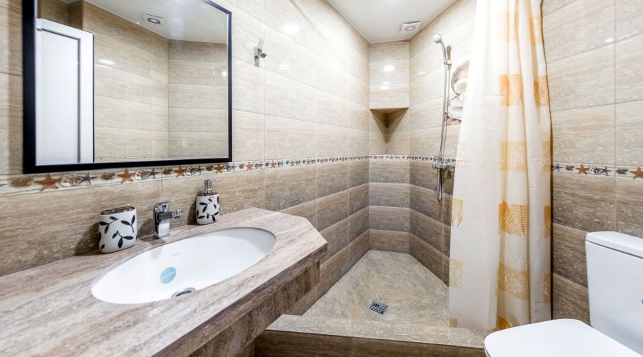 Апартаменты 4-местные Делюкс с балконом