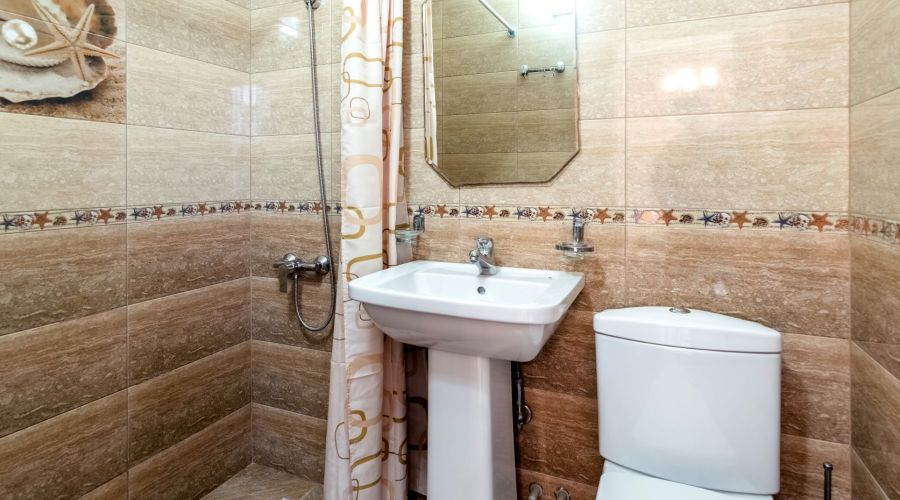 Апартаменты 4-местные с балконом