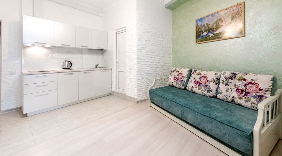 Апартаменты 4-местные Делюкс с балконом