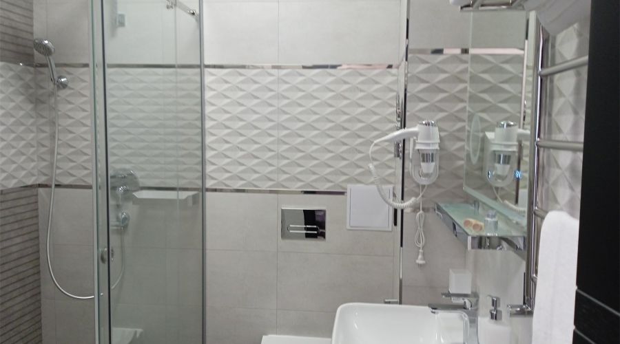 Люкс 2-местный 2-комнатный с балконом