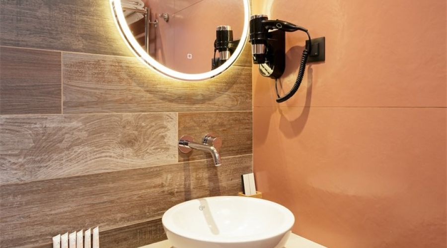 Улучшенный Улучшенный 2-местный с 1 кроватью