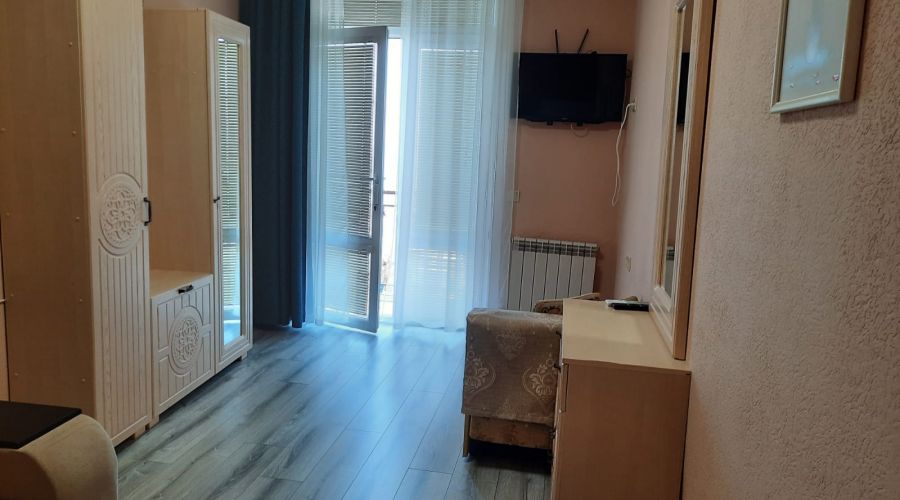 Номер 2 4-местный 2-комнатный