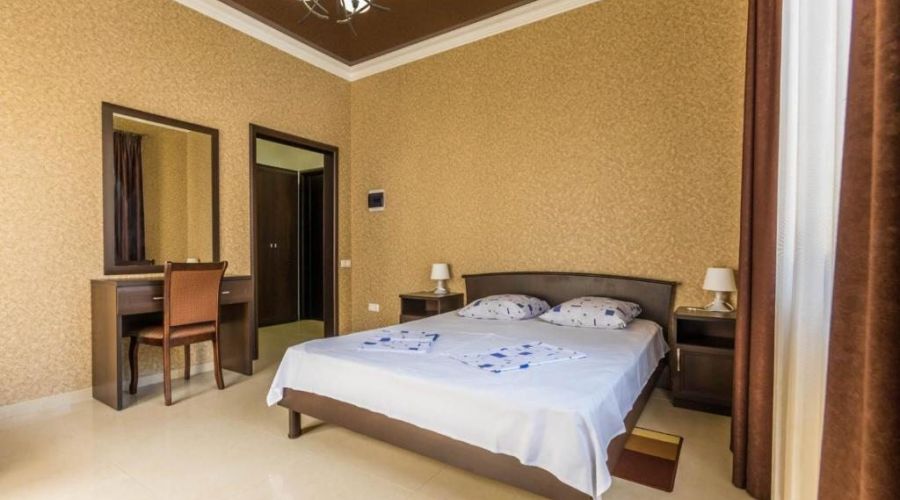 Полулюкс 3-местный