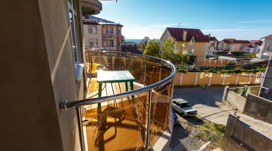 Стандарт 2-местный, вид во двор или вид на море