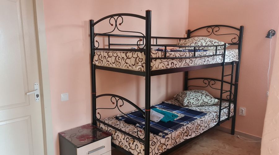 Стандарт 4-местный 1-комнатный с балконом