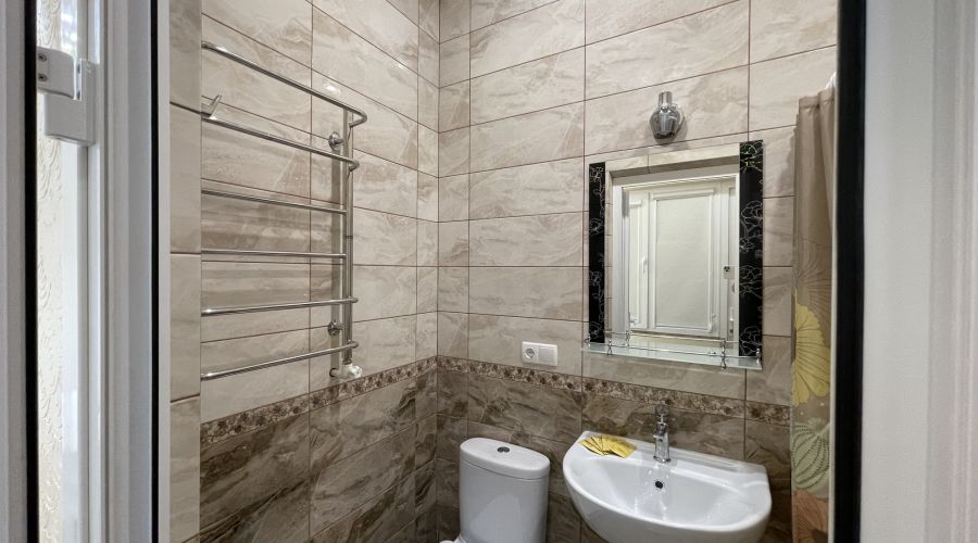 Полулюкс 2-местный (вид во двор)