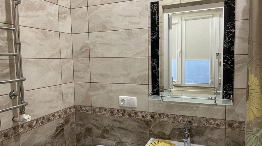 Полулюкс 2-местный (вид во двор)