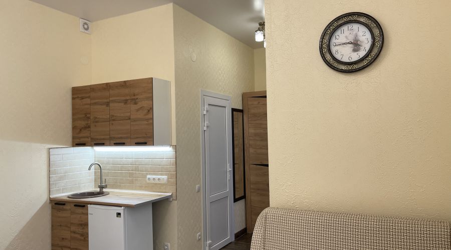 Полулюкс 2-местный (вид во двор)