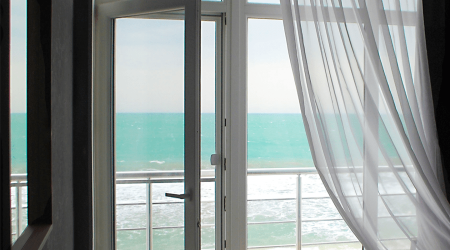 Люкс 3-местный (море)