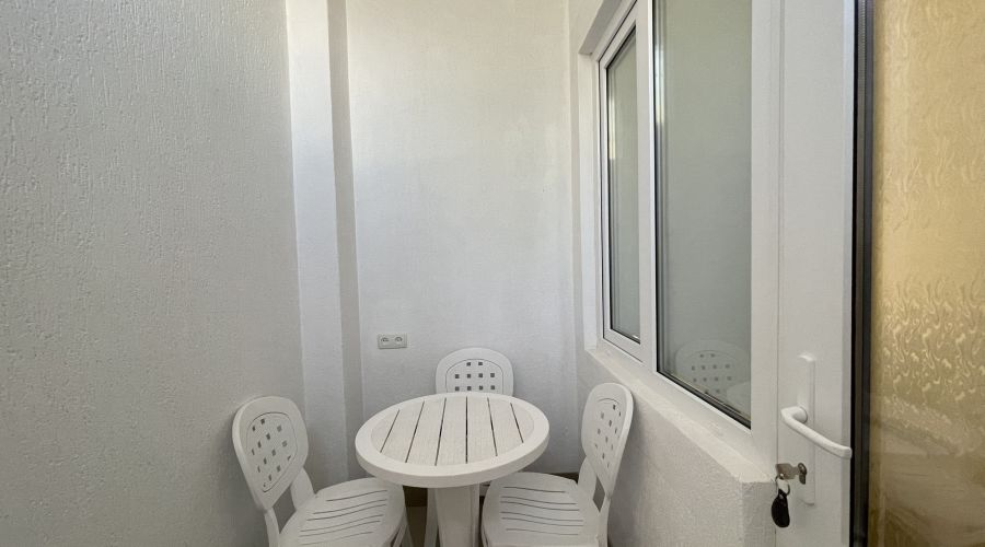 Полулюкс 2-местный (вид во двор)