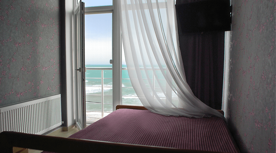 Люкс 3-местный (море)