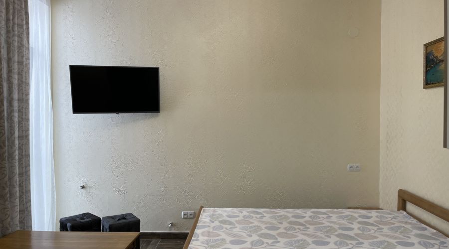 Полулюкс 2-местный (вид во двор)