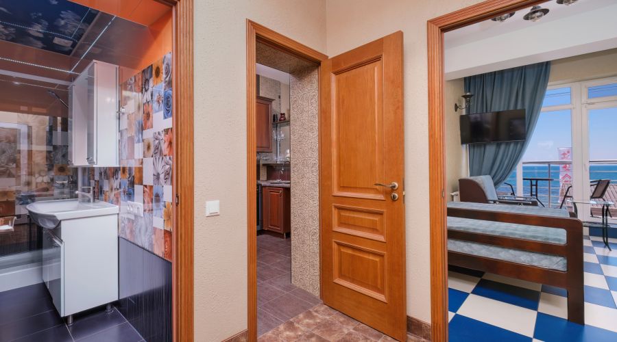 Апартаменты 3-местный с мини-кухней (море)