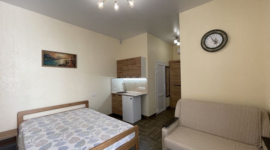 Полулюкс 2-местный (вид во двор)