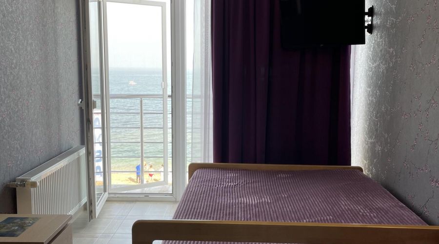 Люкс 3-местный (море)