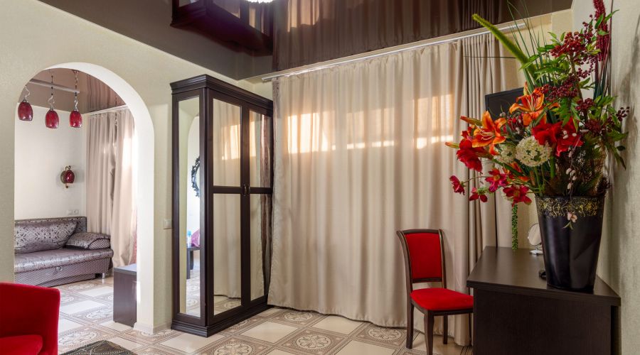 Люкс 4-местный с терассой