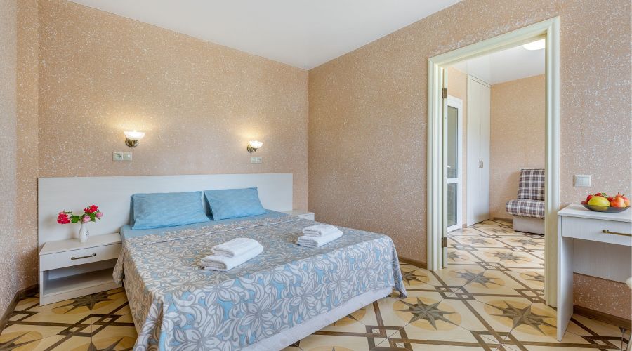 Семейный 4-местный