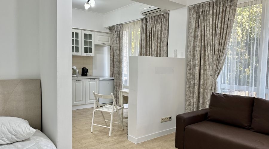 Делюкс 3-местный с террасой Калиновая 9/4