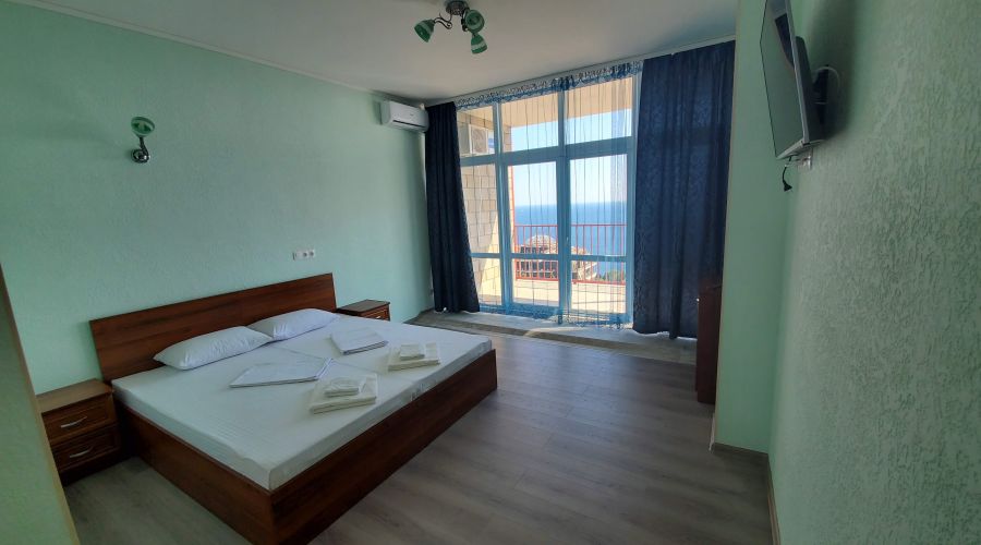 Люкс Улучшенный 5-местный 2-комнатный с мини-кухней