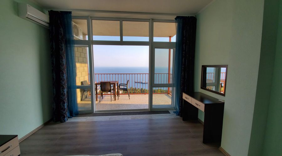 Люкс Улучшенный 5-местный 2-комнатный с мини-кухней