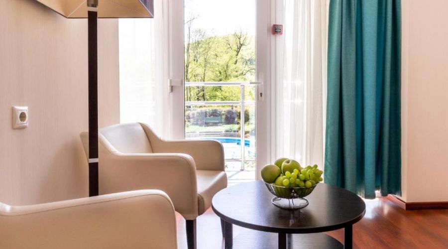 Семейный Семейный 2 комнатный