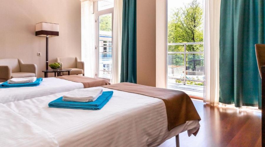 Семейный Семейный 2 комнатный