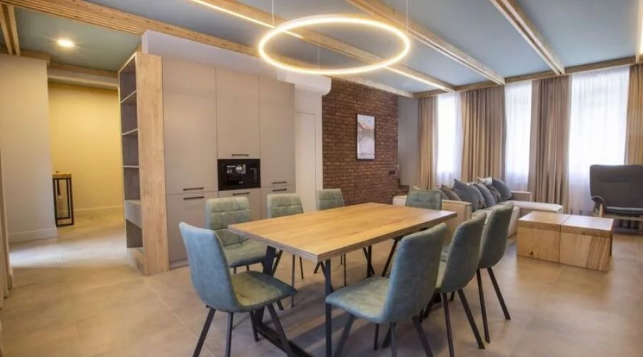 Стандарт Стандарт 10-местный 5 спальных комнат