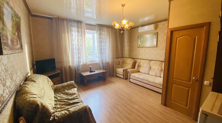 Семейный Семейный 5-местный