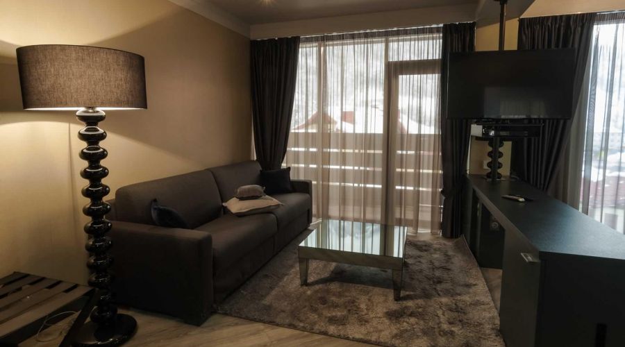 Люкс Люкс, смежная гостиная и спальня