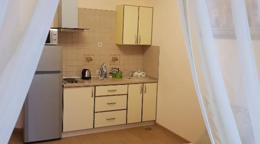 Апартаменты 2х комнатные  с кухней (мансарда)