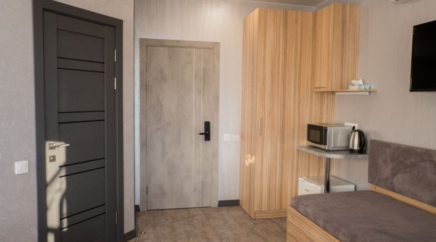 Люкс 3-местный 1-комнатный (море)