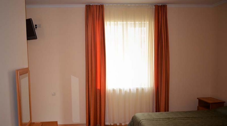 Стандартный 4-местный 1-комнатный