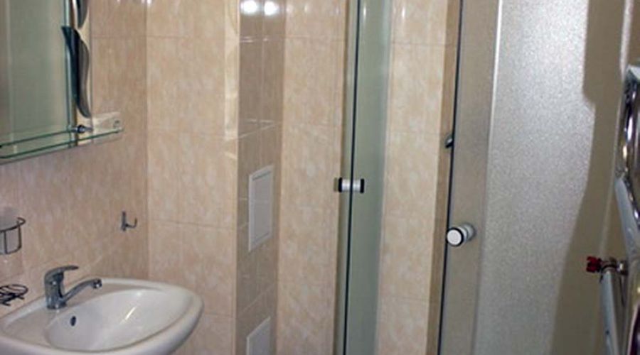 Стандартный 4-местный 1-комнатный