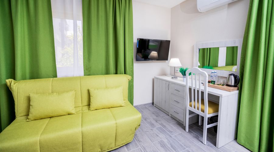 Семейный 4-местный с балконом