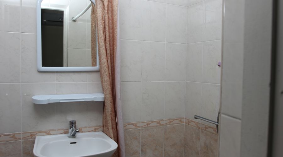 Стандарт 3-местный 1-комнатный без дополнительного окна