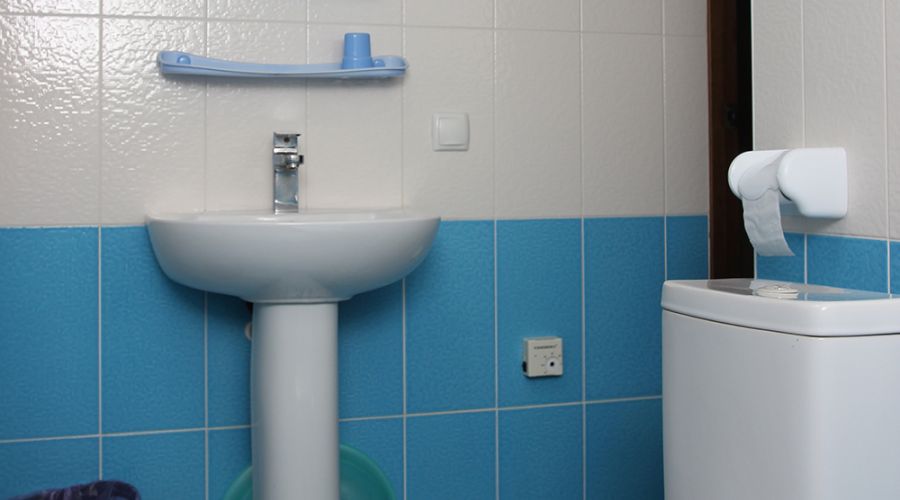 Люкс 4-местный 2-комнатный с балконом (номер 1)