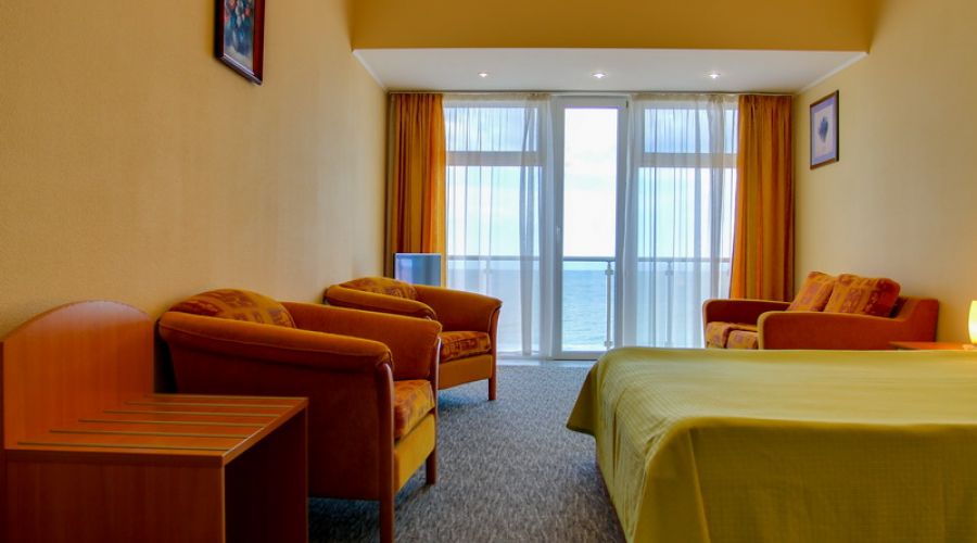 Улучшенный 3-местный 1-комнатный с балконом