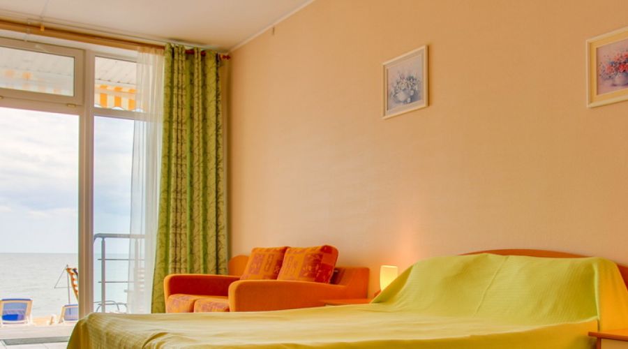 Улучшенный 3-местный 1-комнатный выход к морю